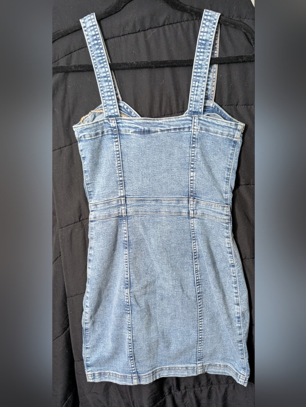 H&M Light Blue Denim Button-Front Mini Dress - Picture 2 of 3